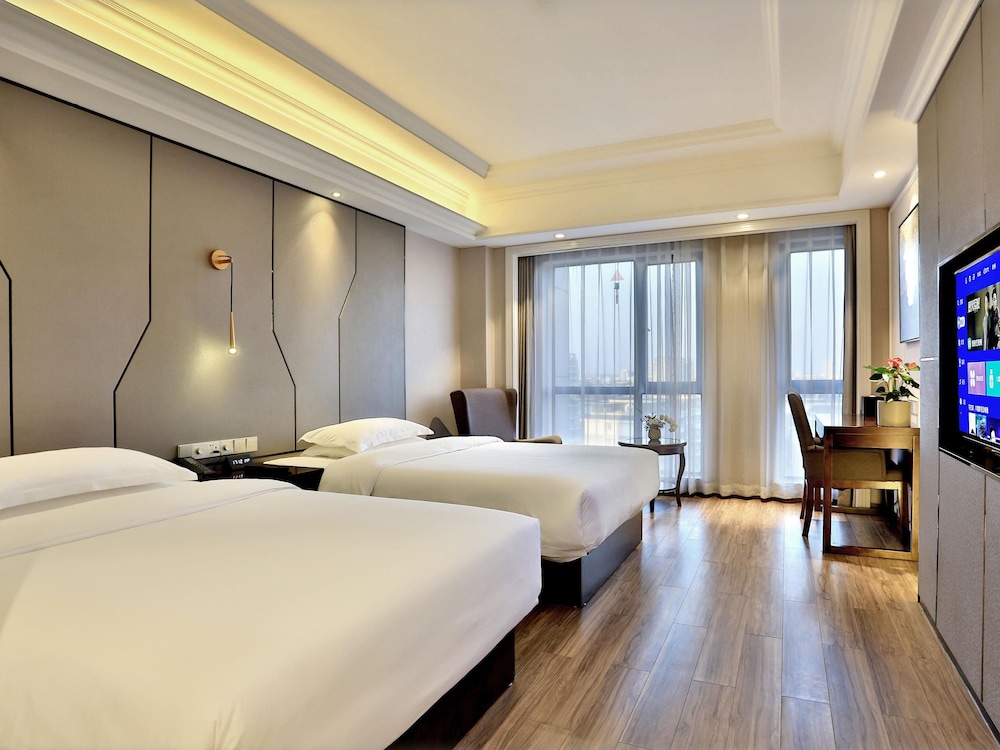 Mercure Hangzhou Linping 36/67
