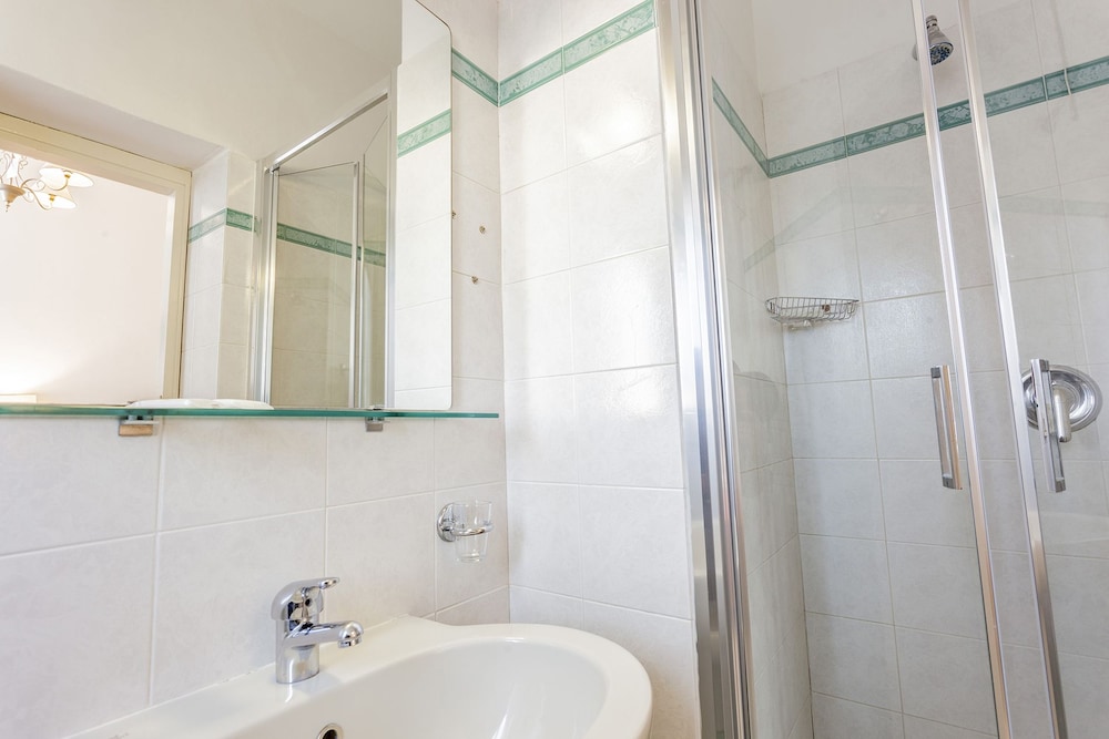 Hotel St James 44/50