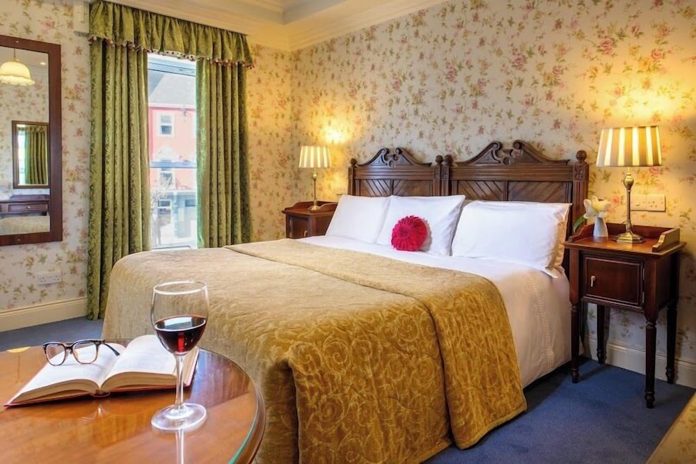 CLASSIC, DOUBLE BED