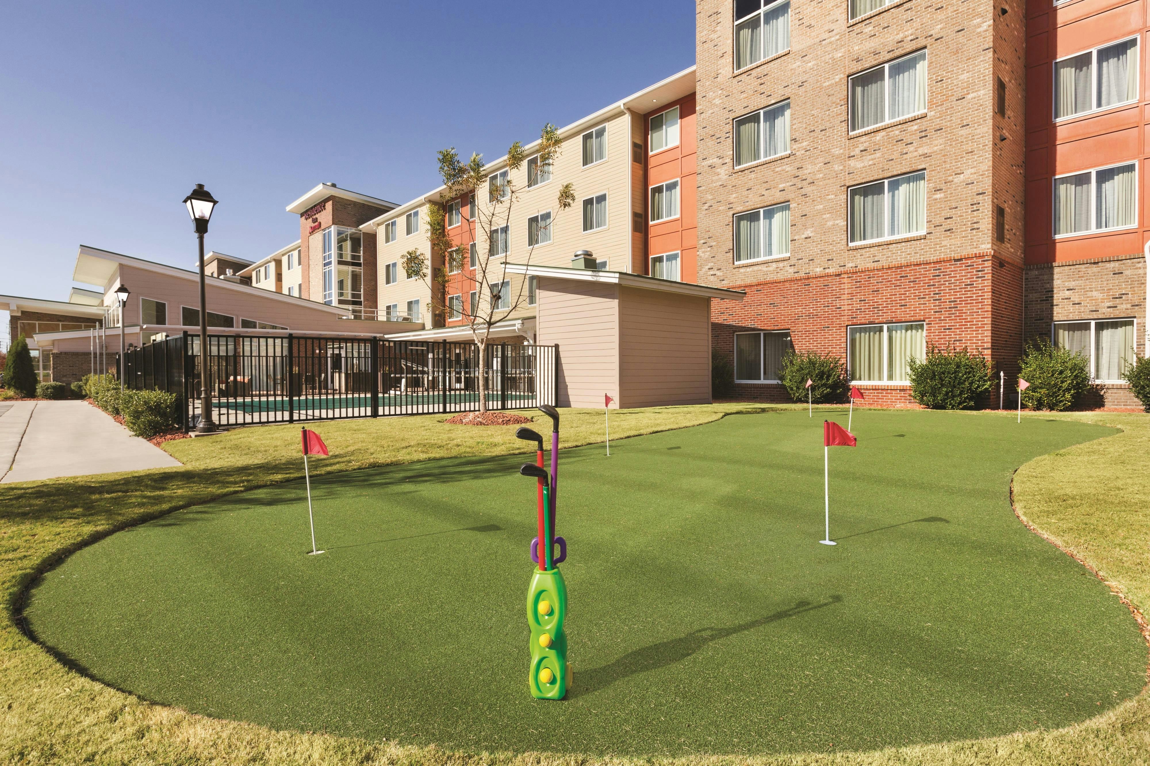 Residence Inn Greenville 24/24