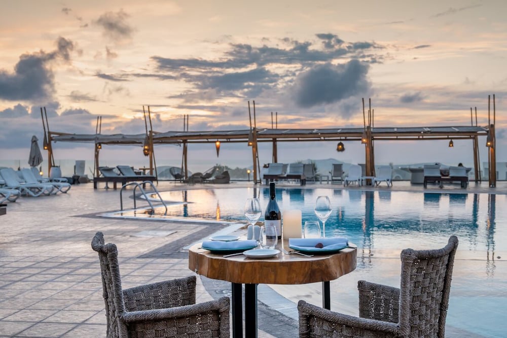 Smy Santorini Suites & Villas 63/76