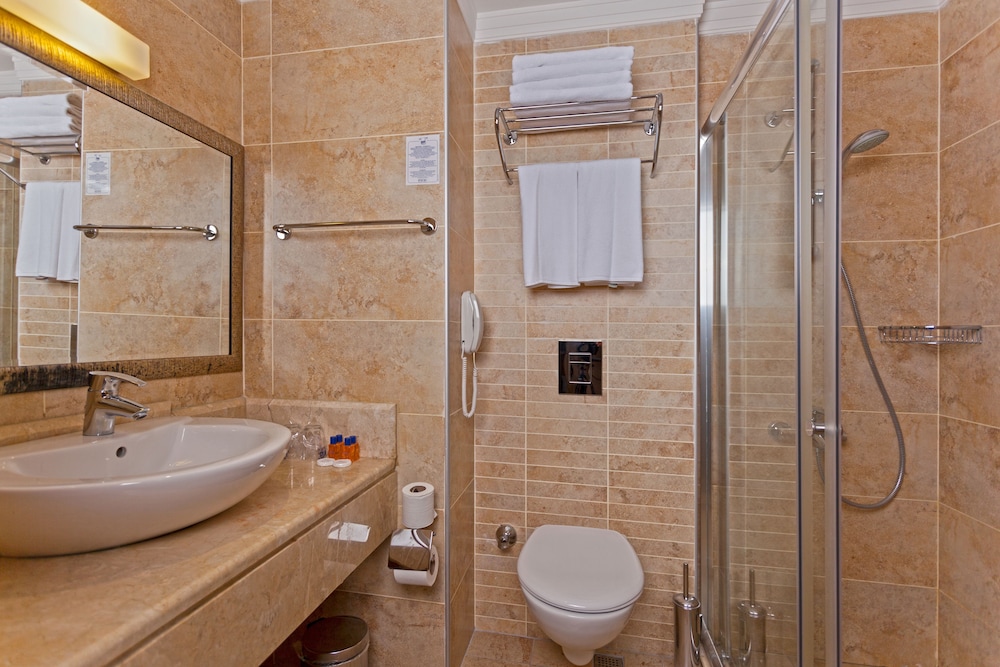 Riviera Hotel & Spa 22/55