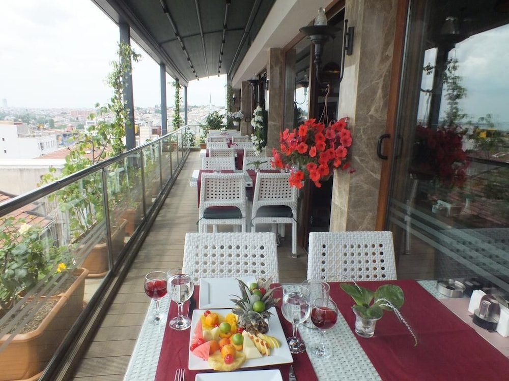 Grand Asiyan Hotel 36/46
