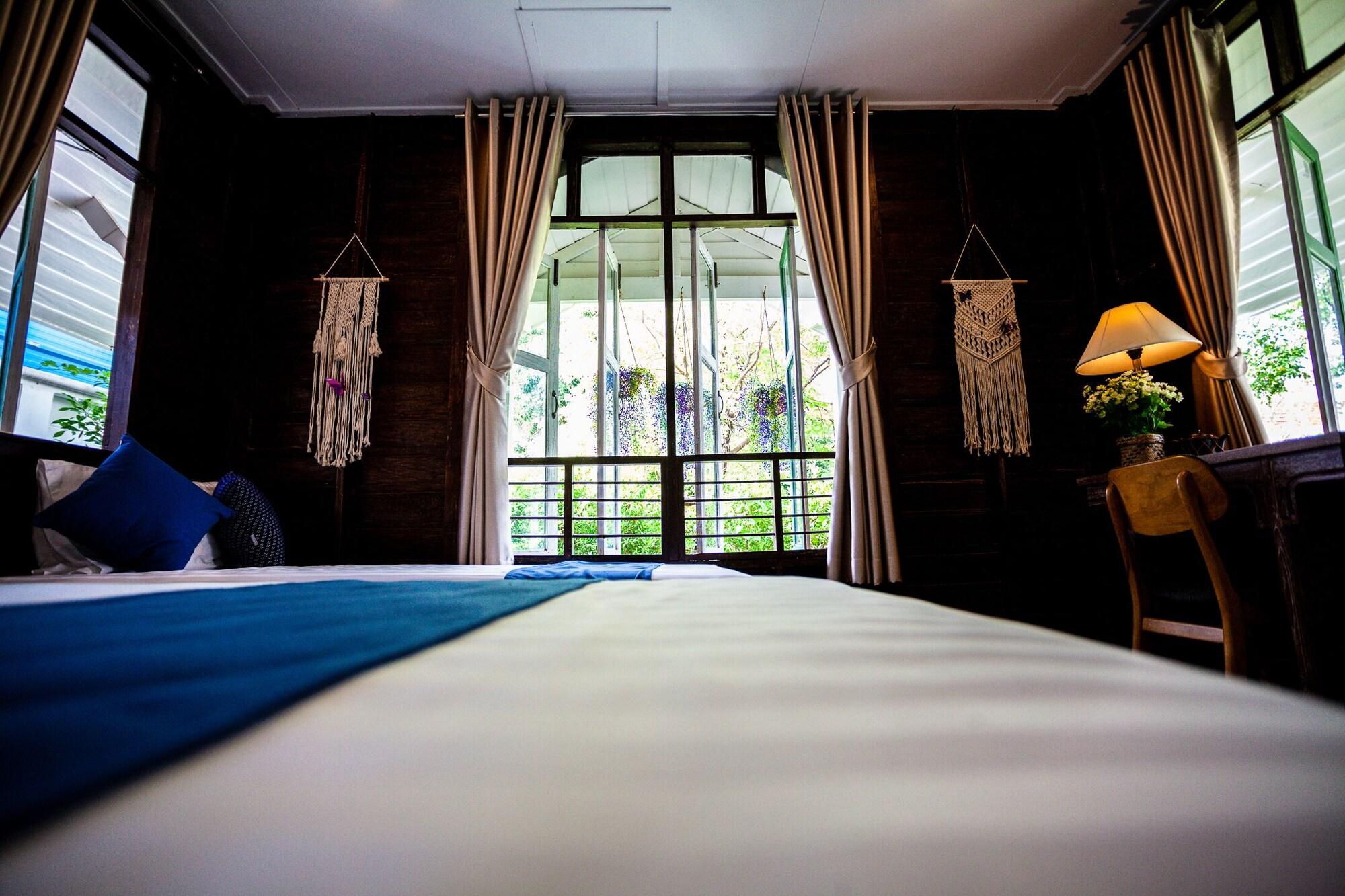 Baan Suan Krung Kao 21/57