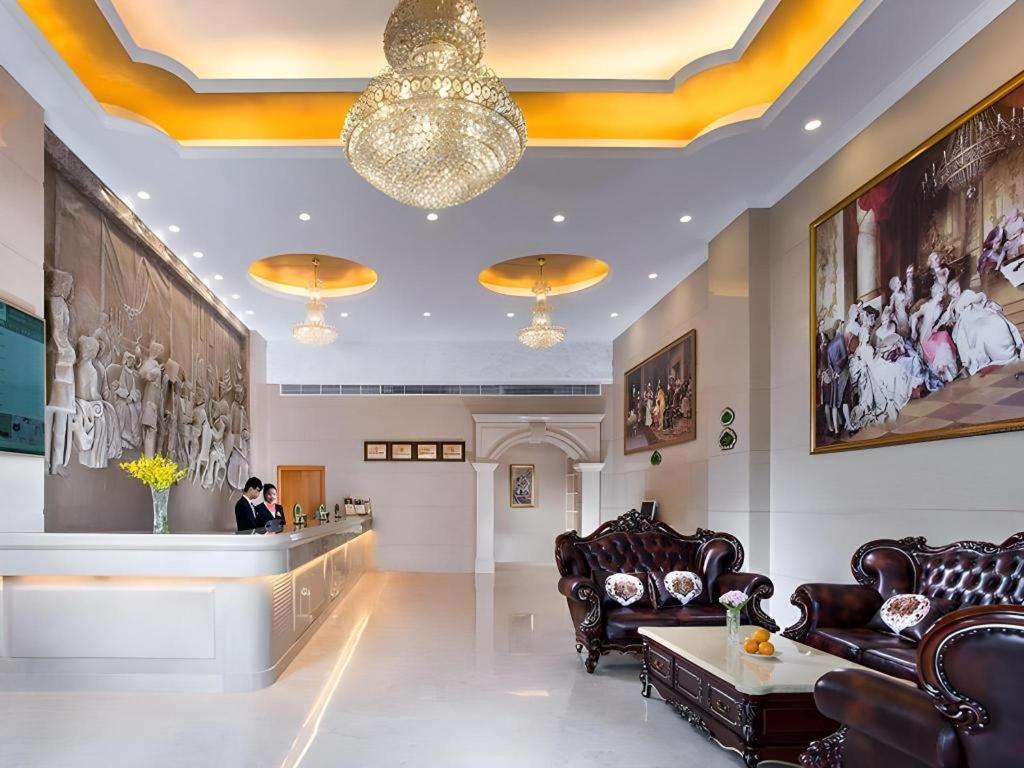 Vienna Hotel (Shenzhen Guanguang Road Foxconn) 22/58