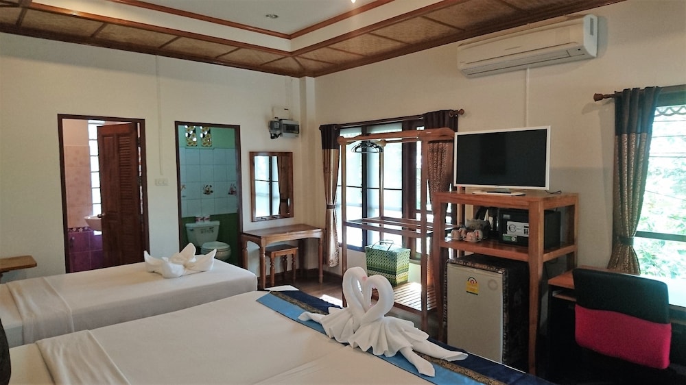 Macura Resort 49/75
