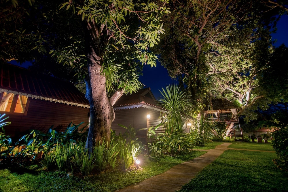 Banviewnam Camping & Resort 37/50