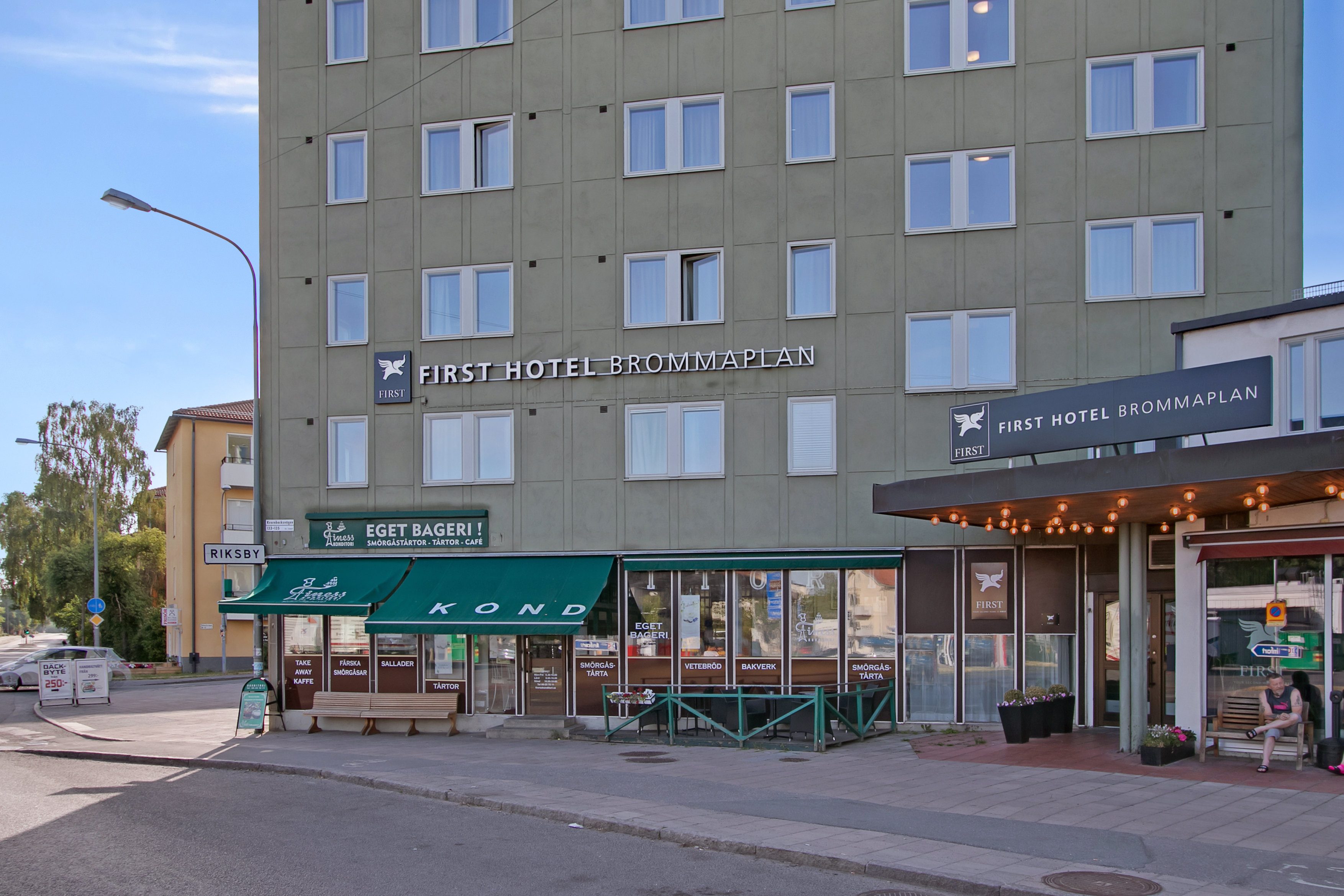 First Hotel Brommaplan 7/51