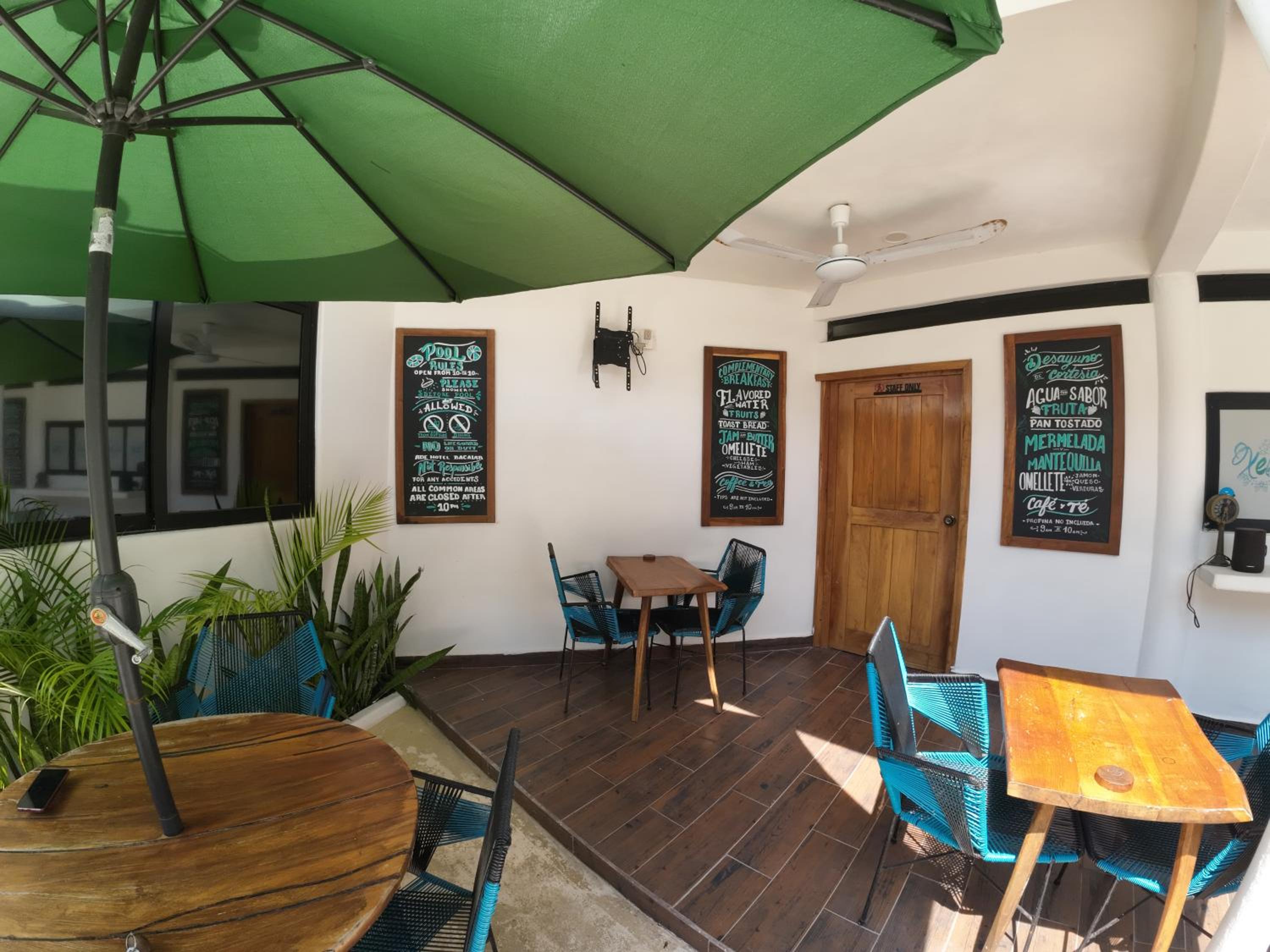 Hotel Ade Bacalar 37/56