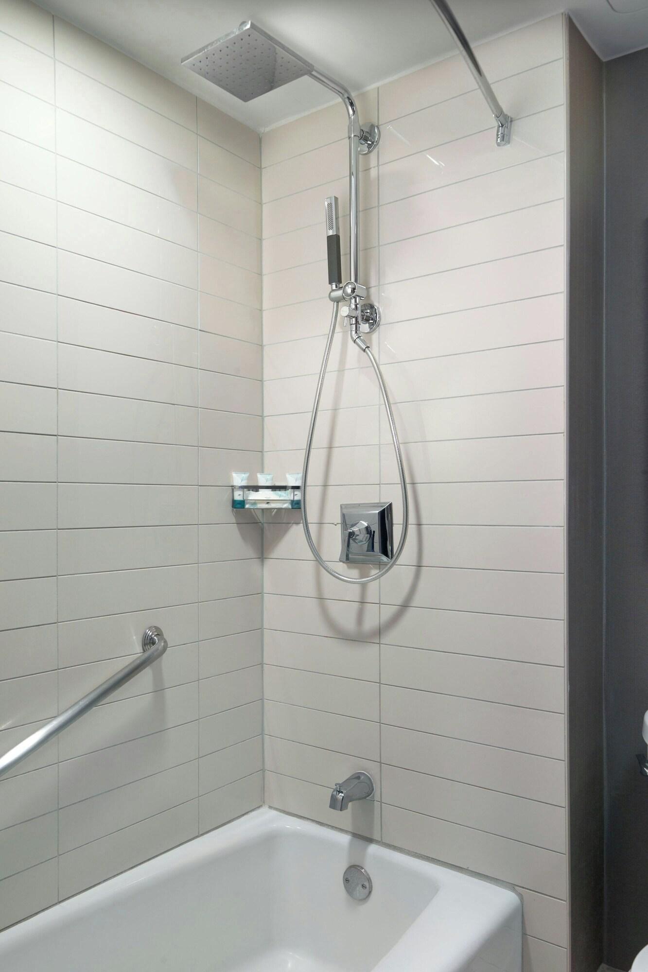 غرفة رباعية بسريرين كوين، The Westin Peachtree Plaza Atlanta 4/4