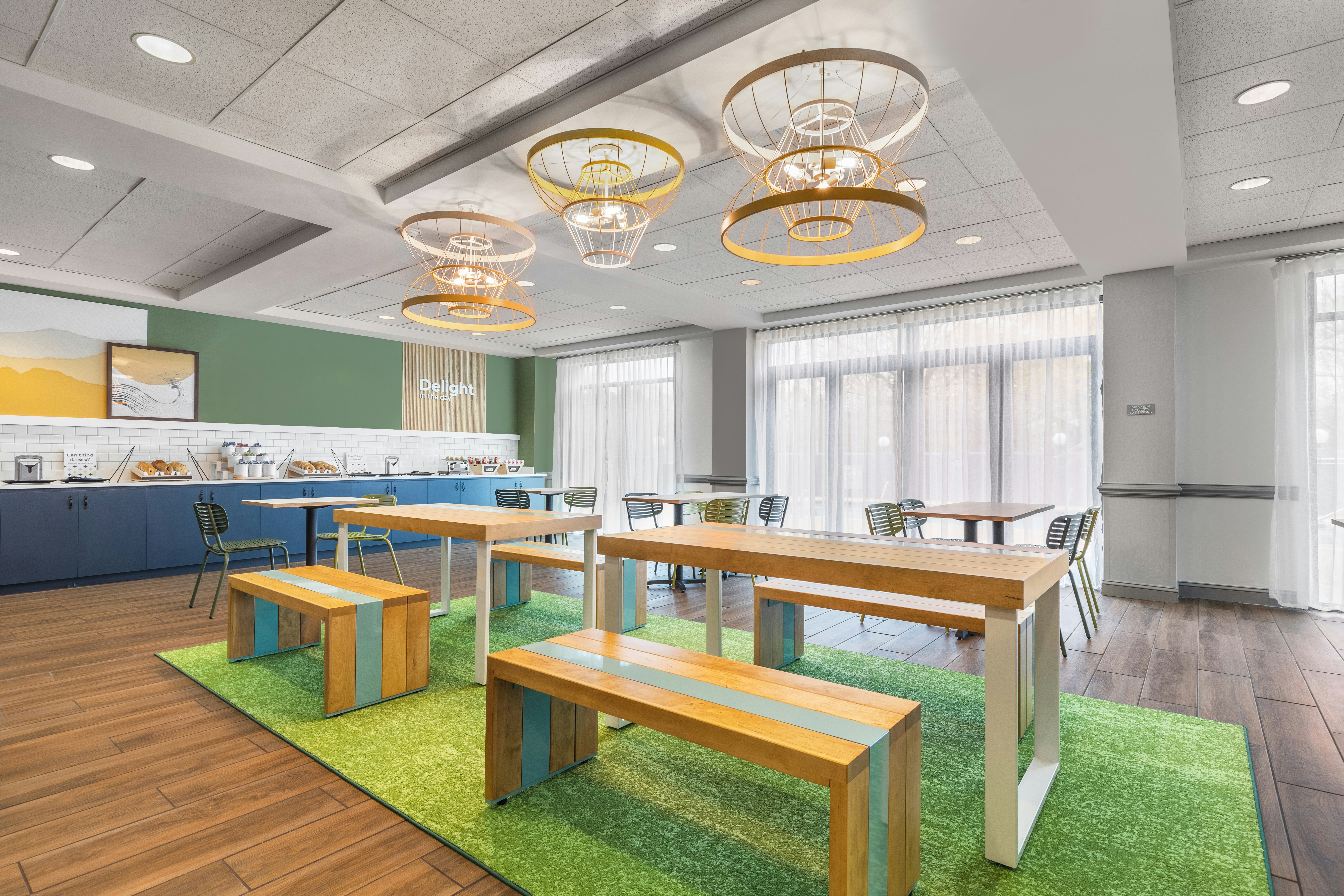 Spark by Hilton Charlotte Tyvola I-77 30/46