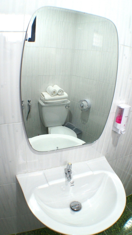 Ma Non Nont Hotel & Apartment 21/61