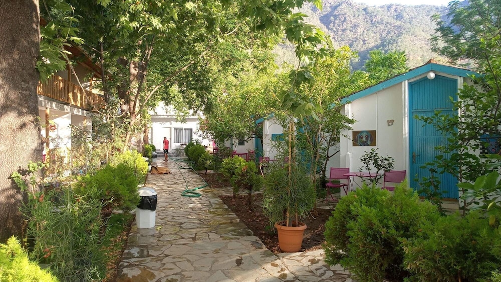 Zebu Hotel Adrasan 6/7