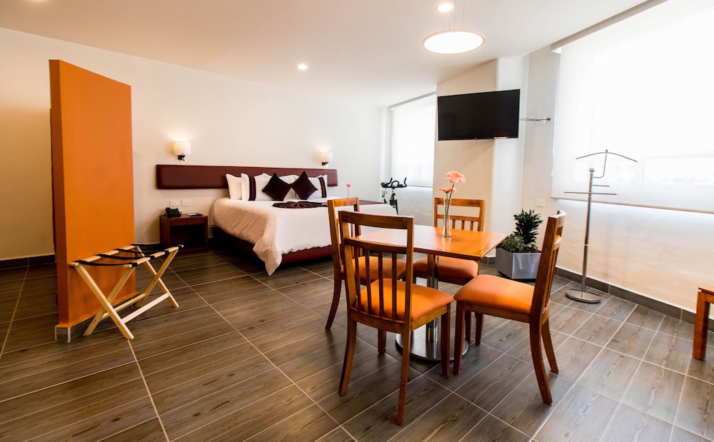 Hotel Mision Puebla Angelopolis 25/38