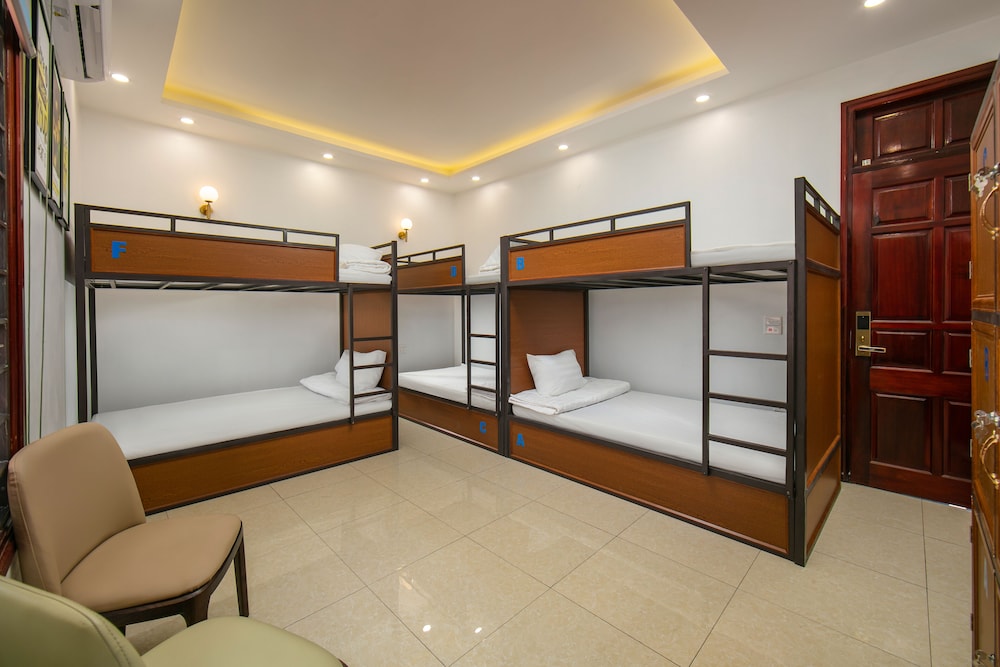 New Airport Hotel 29/50