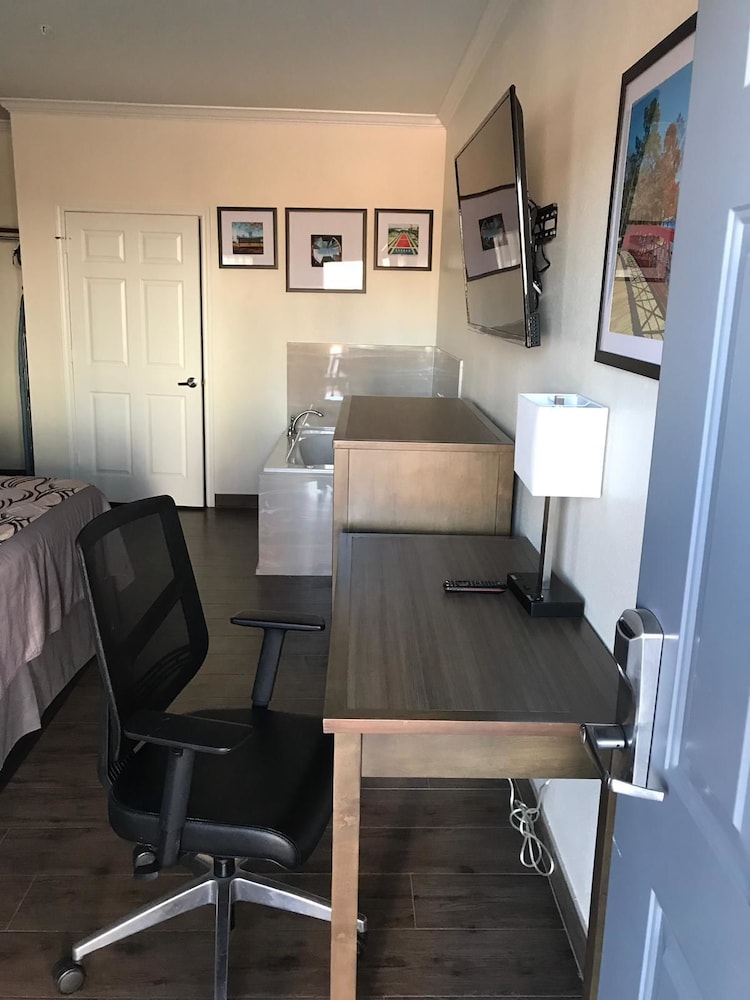Americas Best Value Inn 31/51