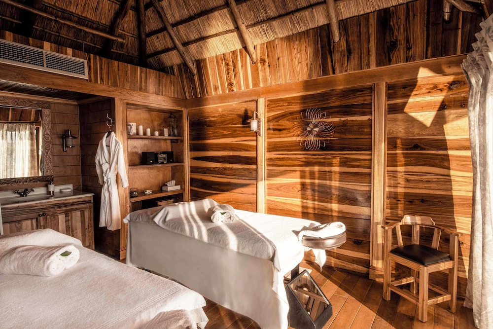 THE ROYAL LIVINGSTONE VICTORIA FALLS ZAMBIA HOTEL BY ANANTARA 20/50