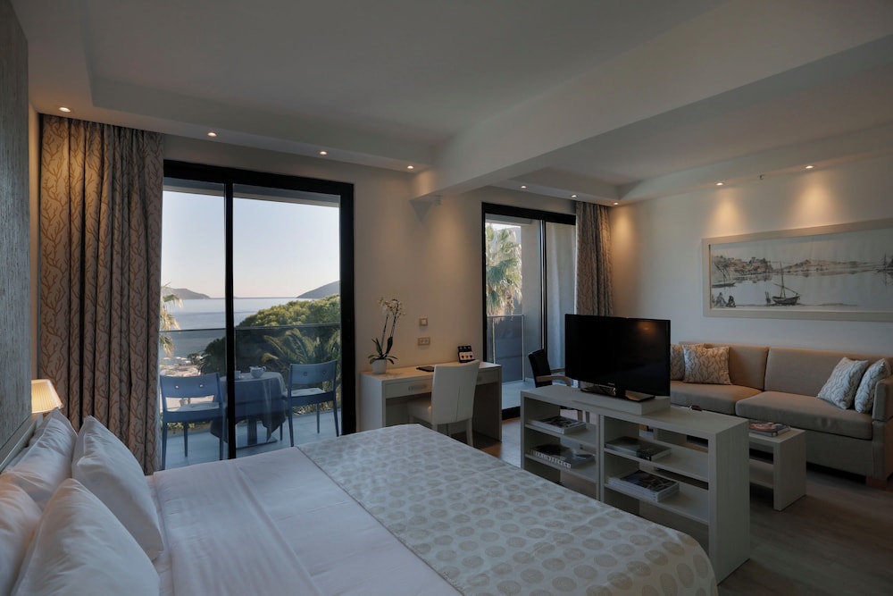 Palmon Bay Hotel and Spa 12/48