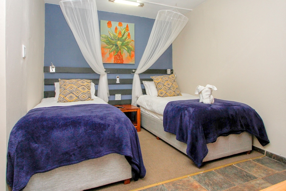 Umlilo Lodge 22/64