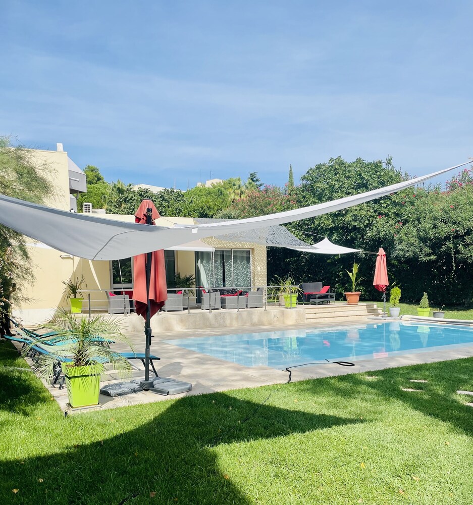 Hotel the Originals Nimes Costieres 57/60