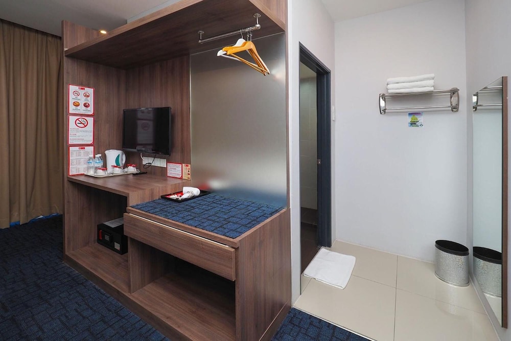 S Boutique Hotel 20/48