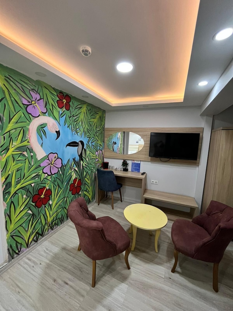 Alida Hotel 26/46