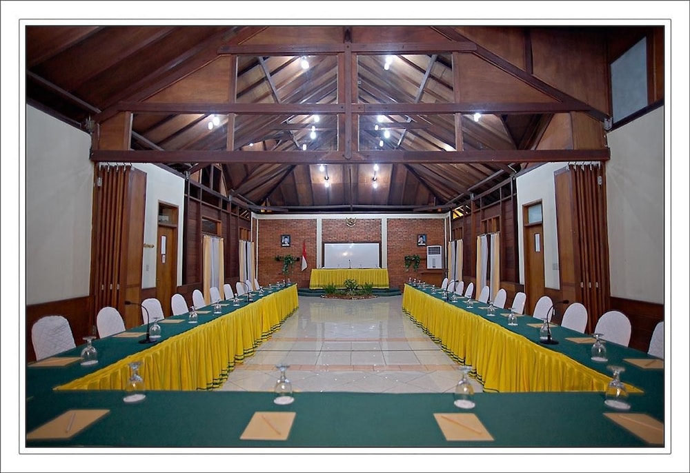 Citra Cikopo Hotel 17/29