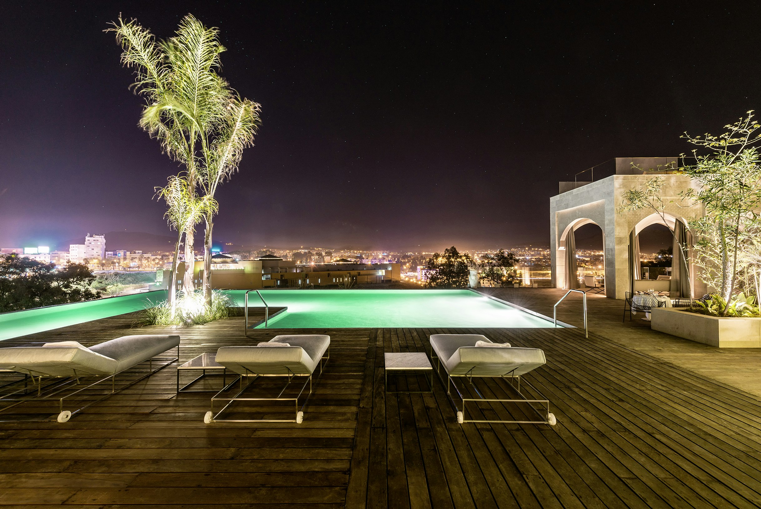Sahrai Hotel 73/81