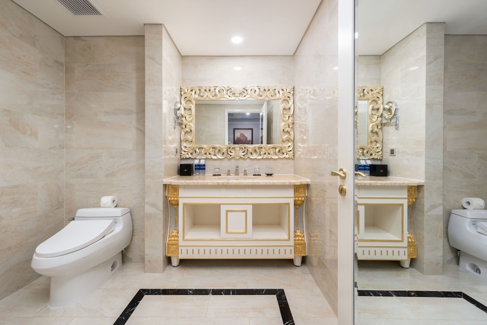Sheraton Hai Phong 8/40