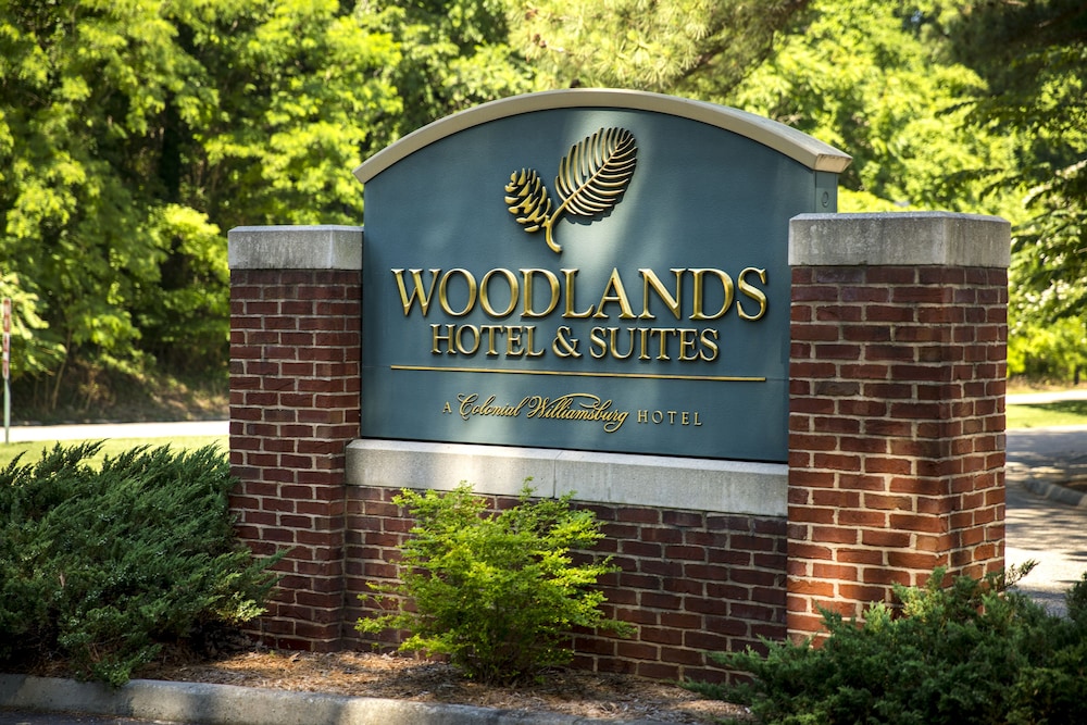 Woodlands Hotel & Suites - A Colonial Williamsburg Hotel 4/64
