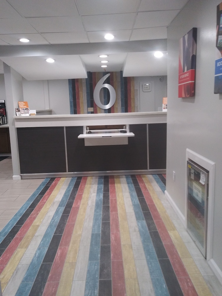 Motel6 Carlisle, PA - Cumberland Valley 10/42
