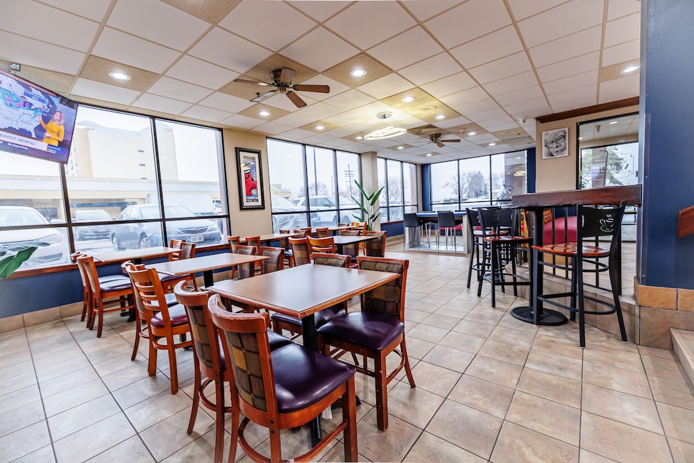 restaurant cafeteria