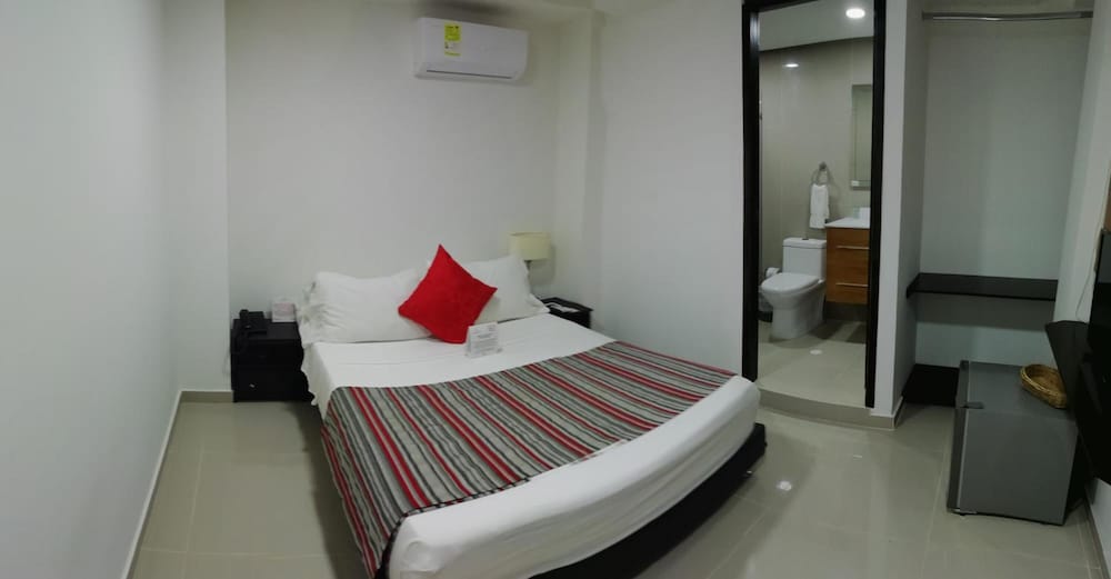 HOTEL OR 10/38