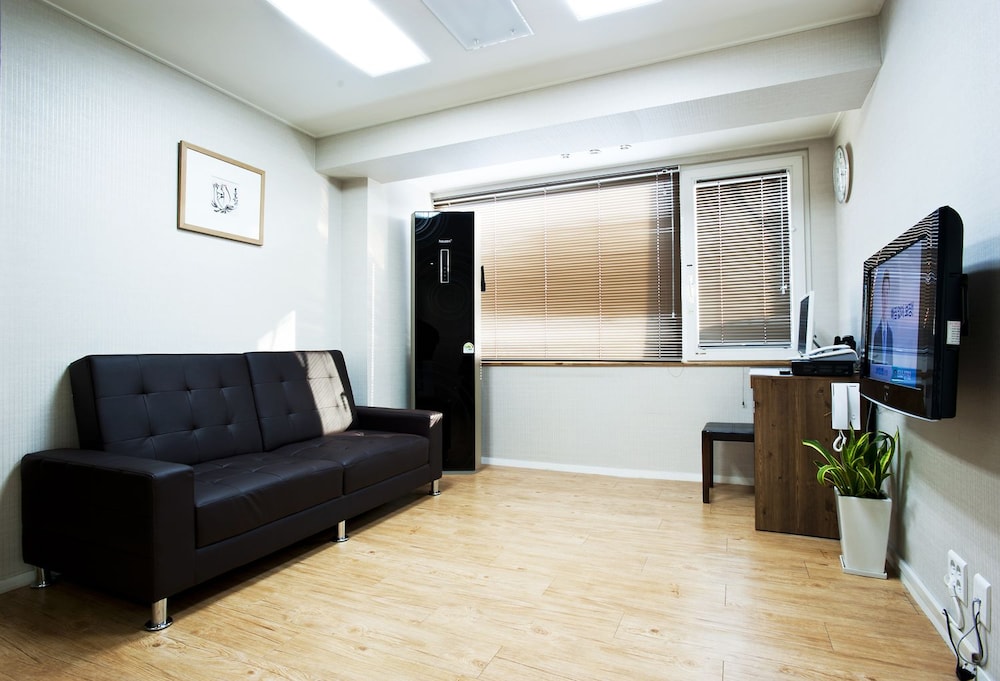 Myeongdong Eco House 14/22