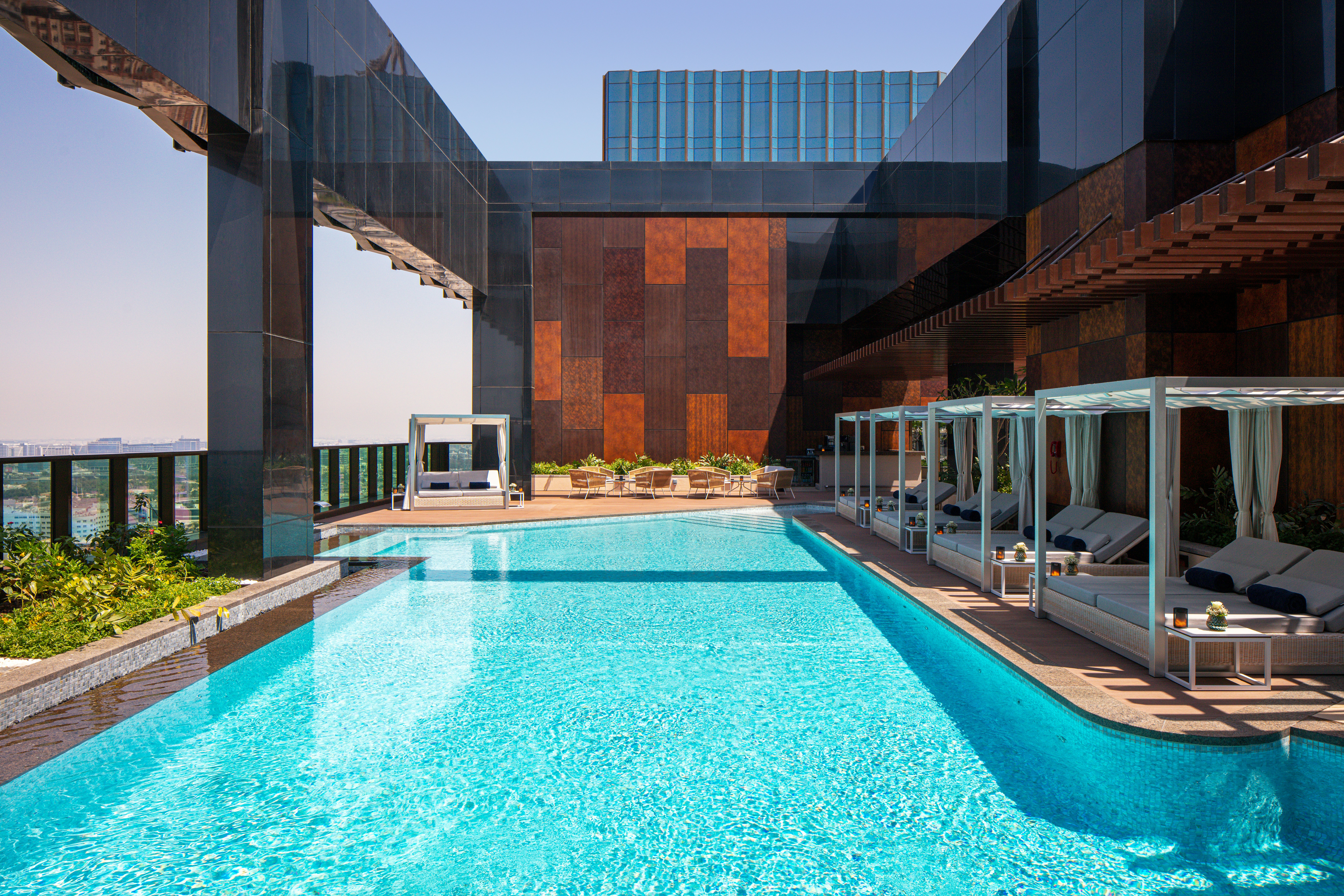 DoubleTree by Hilton Dubai M square Hotel and Residences 29/34