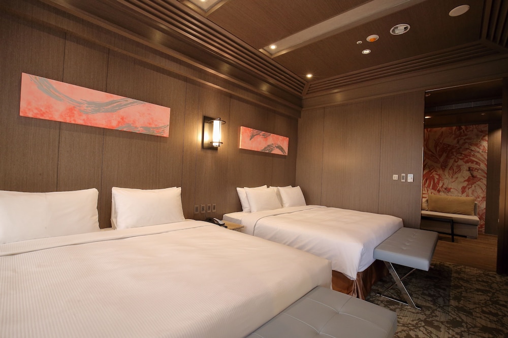 Kloud Hotel 38/63