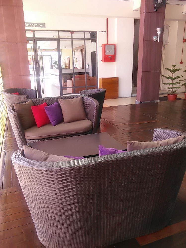 Gloria Swiss Hotel and Apartment Sandakan 28/36