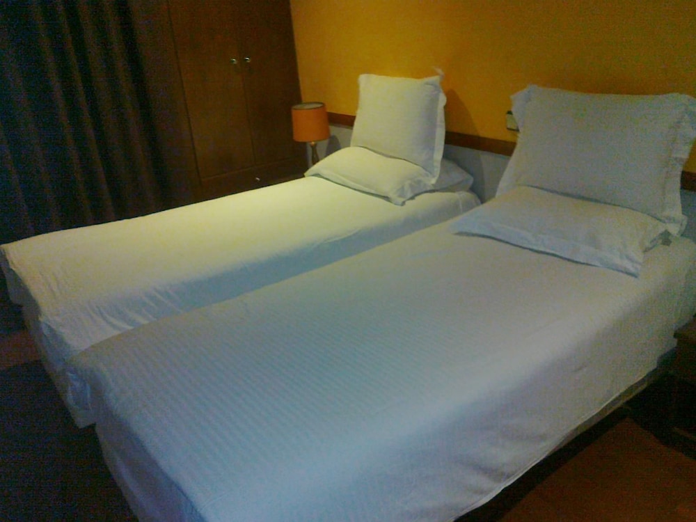 Ephira Hotel 28/56