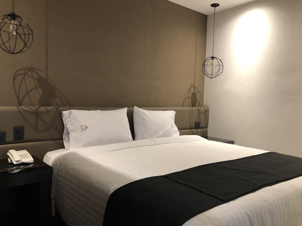 Hotel Isabel Unico 12/37