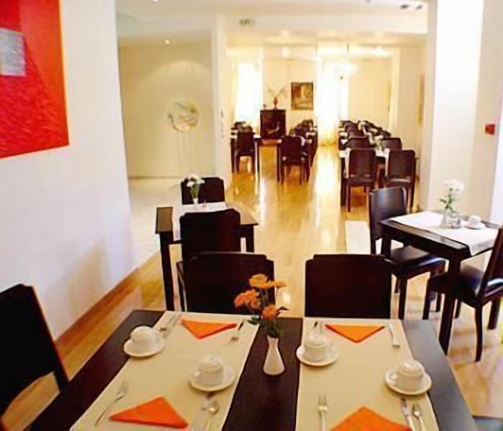 Art Hotel Athens 40/50