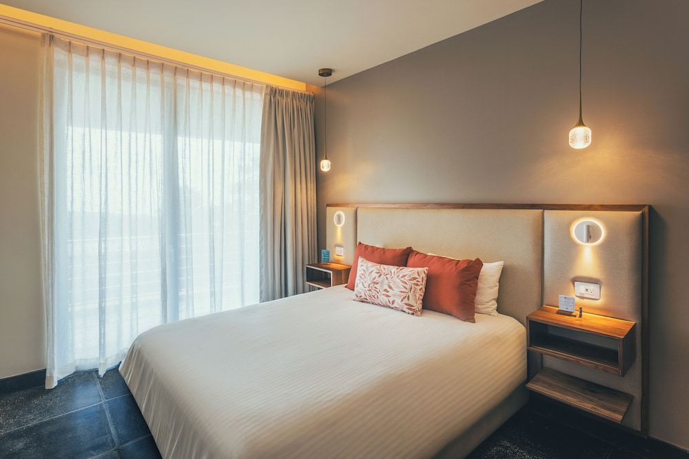 بنتهاوس بسريرين منفصلين وسريرين كينج وسرير كوين بإطلالة على البحر بغرفتي نوم