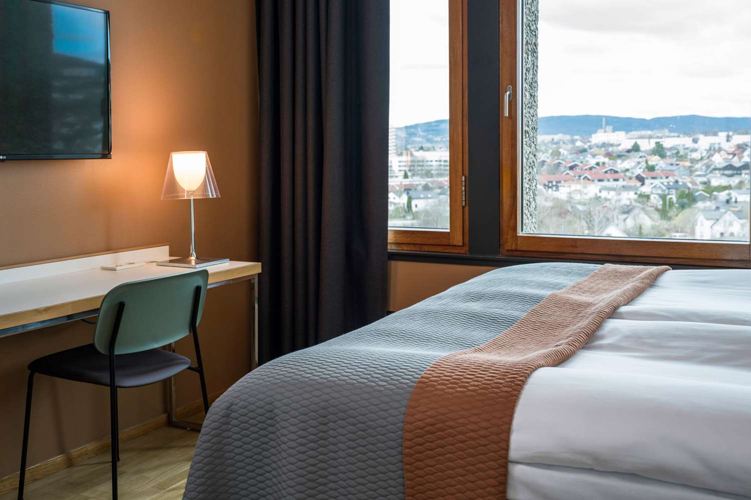 Quality Hotel 33 13/55