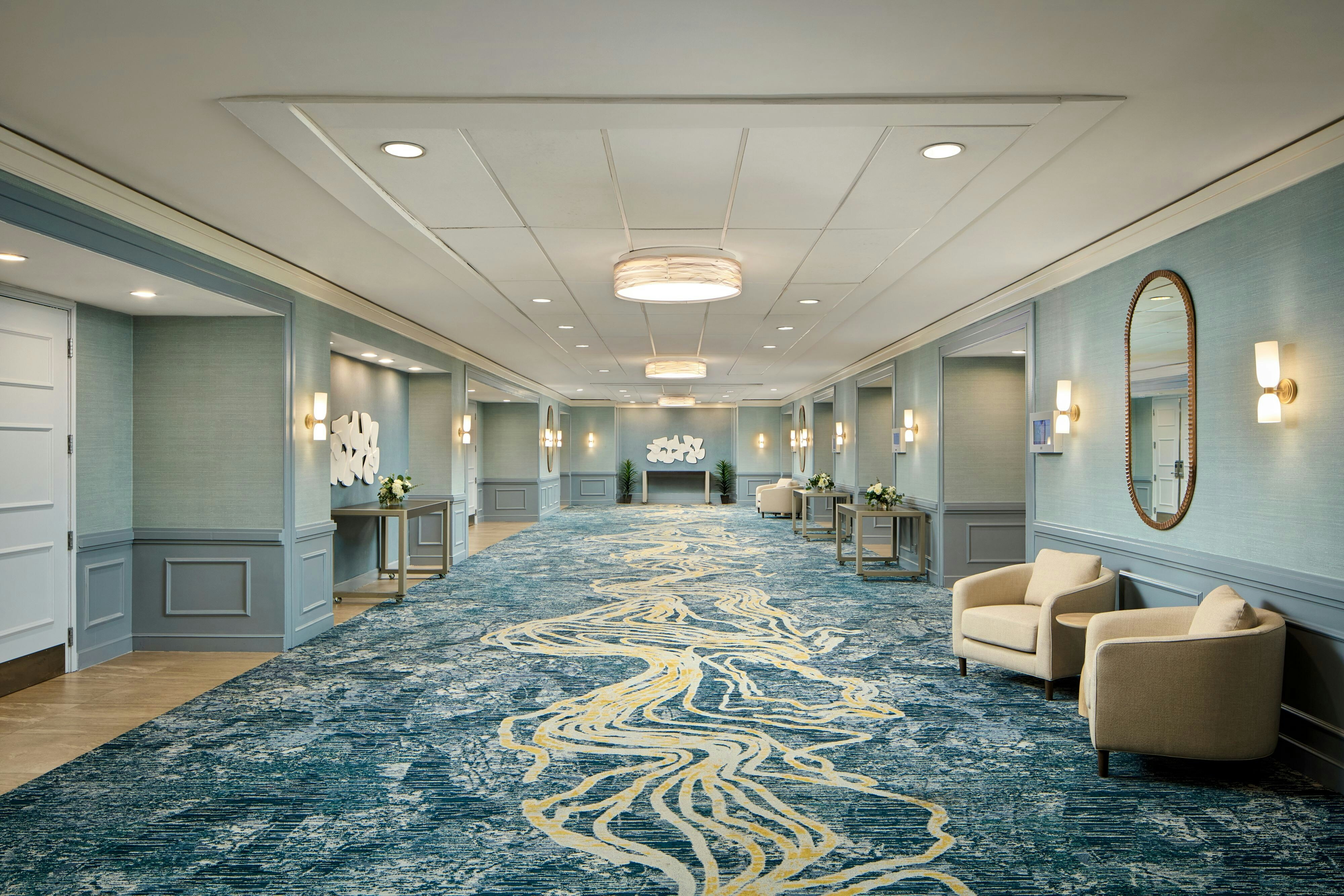 Delta Hotels Richmond Downtown 8/40