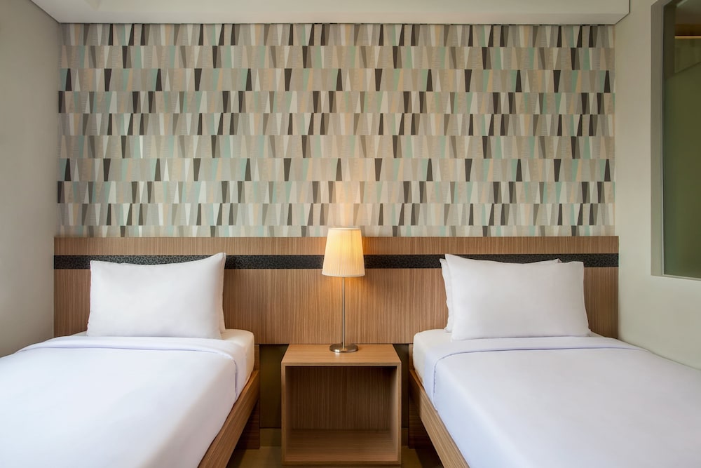 غرفة قياسية بسرير كوين، Nite Day Residence Alam Sutera 5/10