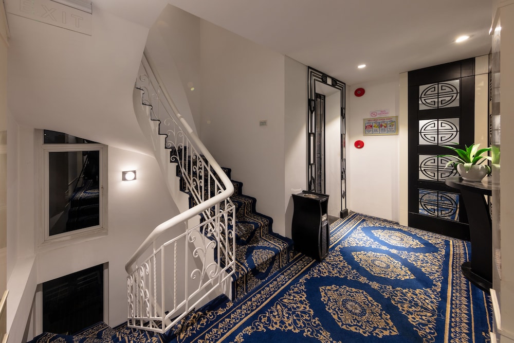 Classy Boutique Hotel 29/35