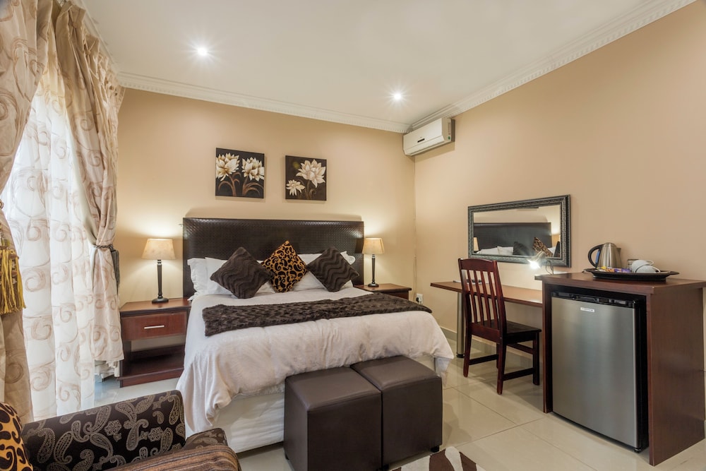 Ezulwini Guest House 12/50