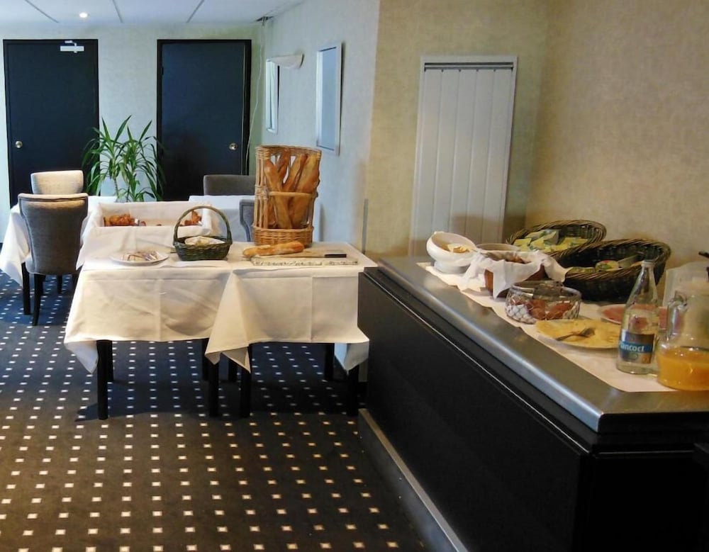 Sure Hotel by Best Western Caen Memorial 20/44