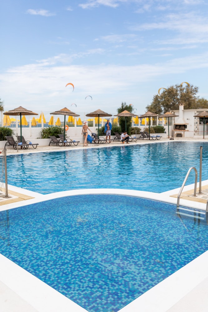Mikri Vigla Hotel 39/45