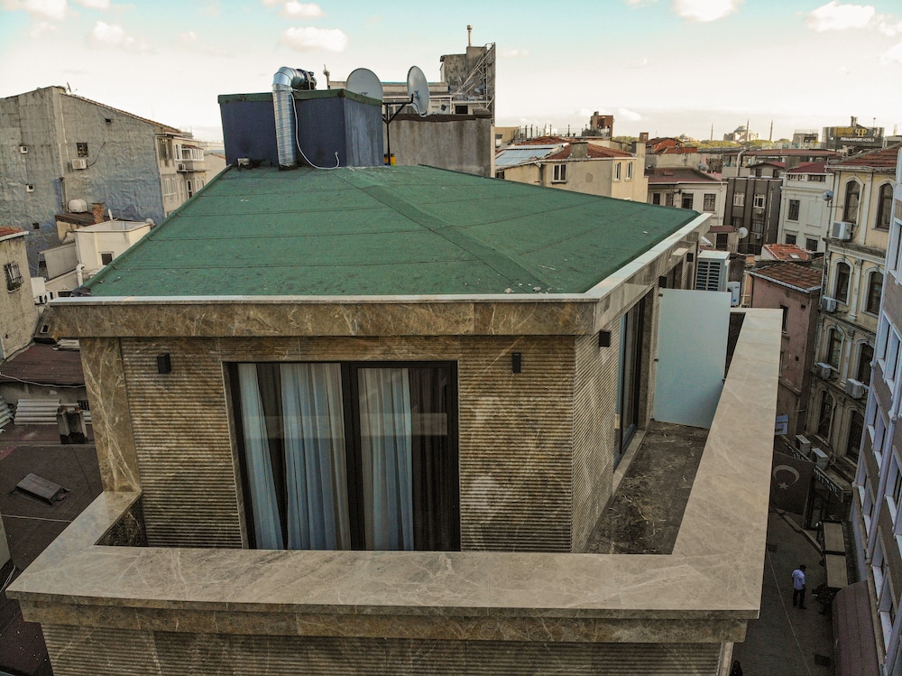 Fama Karakoy 25/30