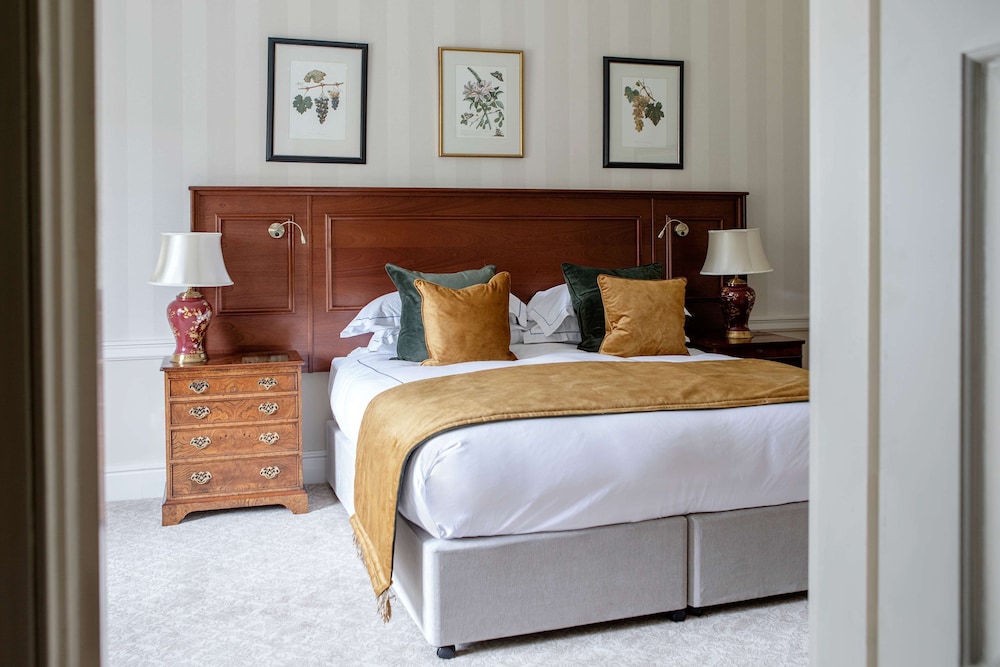 Kildare, Suite, King Bed